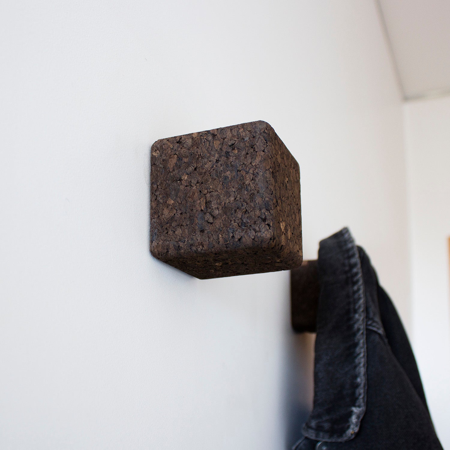 Pega Hook - expanded cork